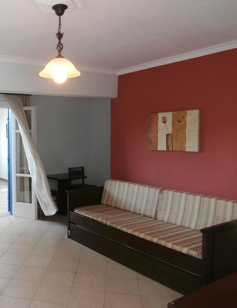 Katerina Hotel Агиос-Прокопиос Экстерьер фото